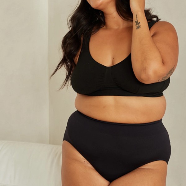 Besiūlės patogios moteriškos kelnaitės